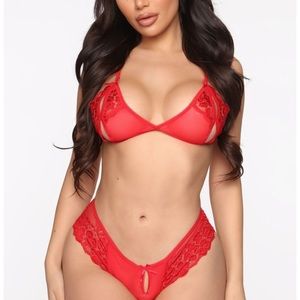 New Fashion Nova lingerie set